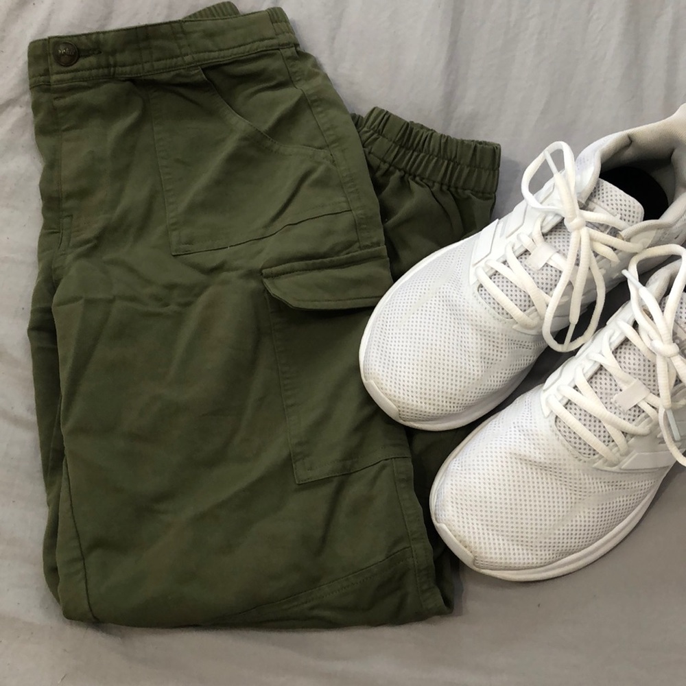 NWOT Girls Justice joggers size 14